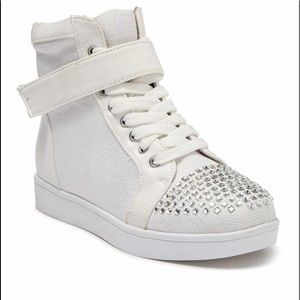 New never worn Champ High Top Sneaker